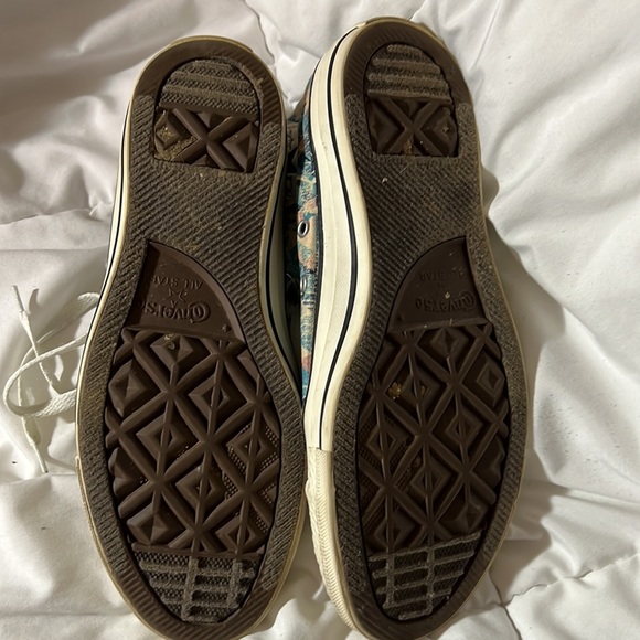 Women sz 9 converse - Picture 3 of 6
